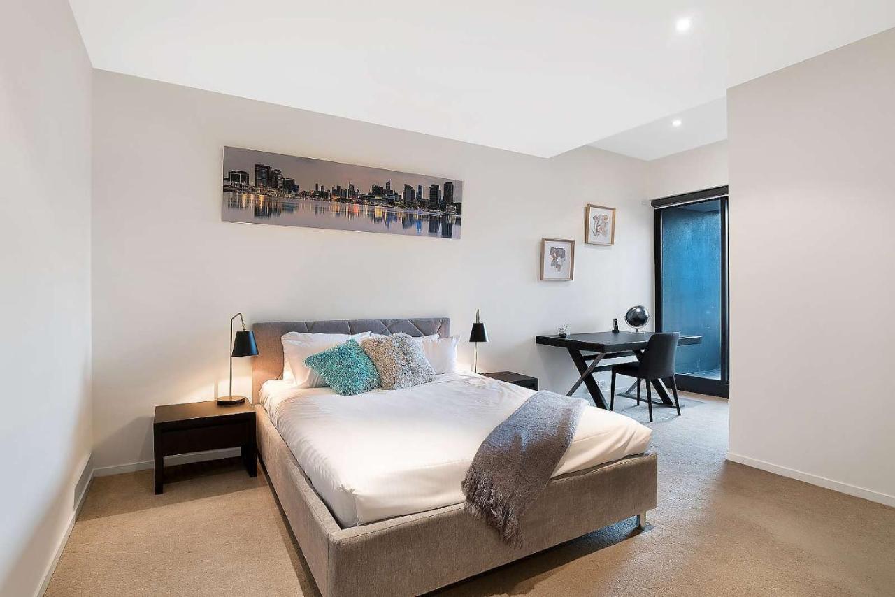 Southbank Apartments Eureka Melbourne Exterior photo