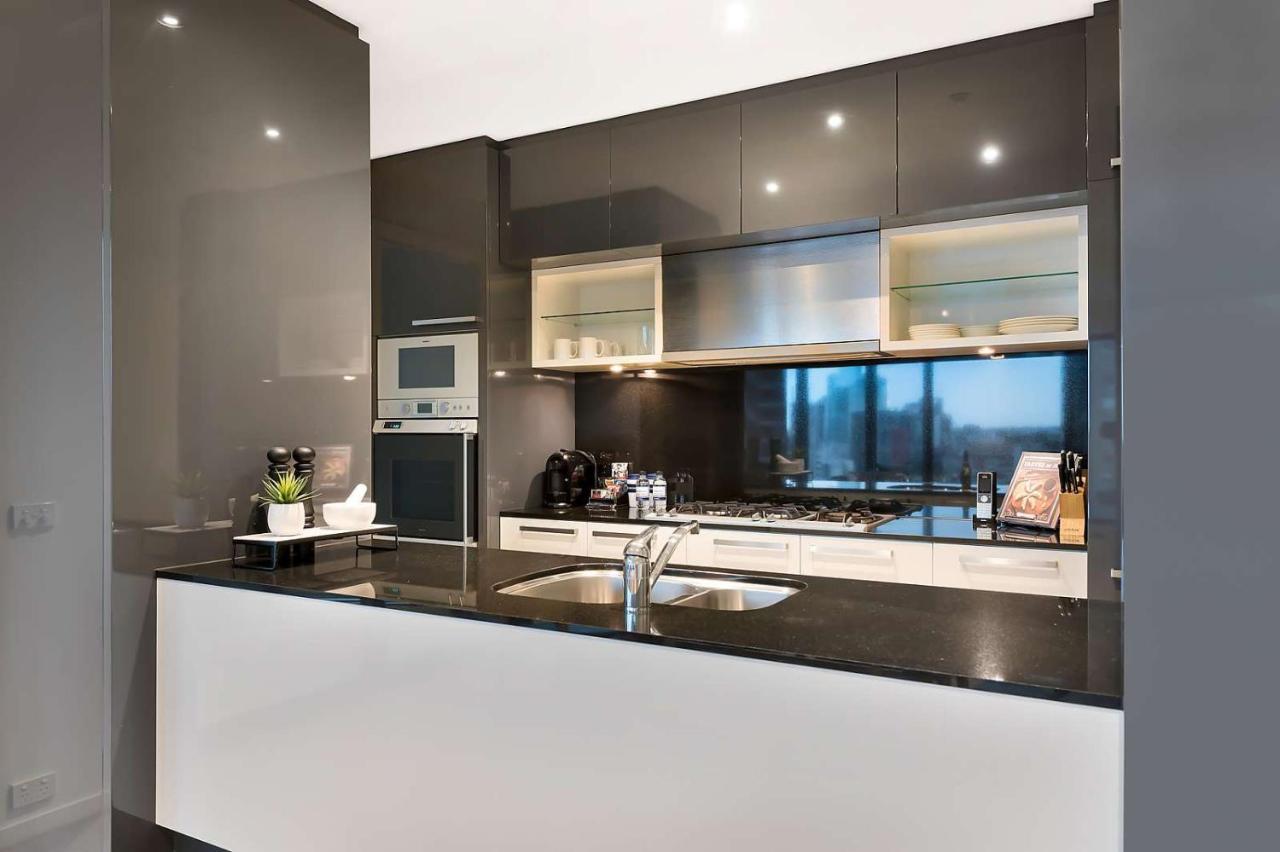 Southbank Apartments Eureka Melbourne Exterior photo