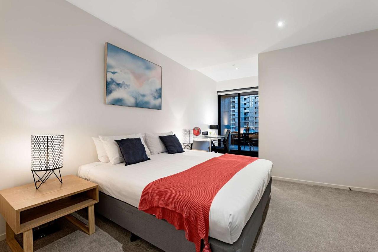Southbank Apartments Eureka Melbourne Exterior photo